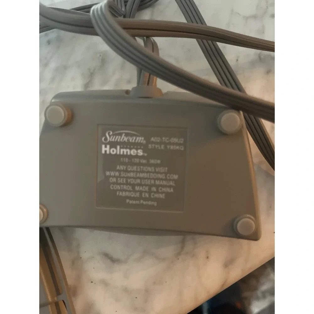 Sunbeam Holmes PAC-0595 Y85KQ 4-Prong Dual Electric Blanket Controller‎